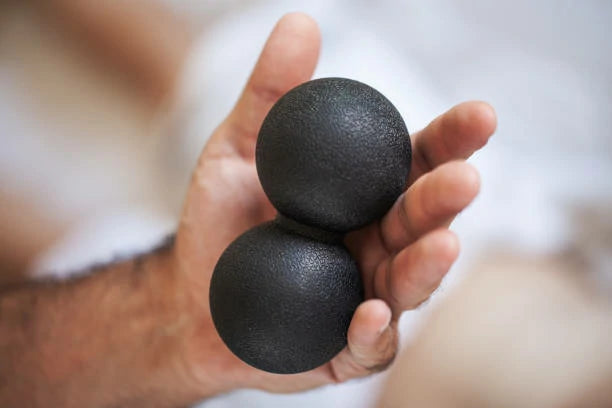 Use Tennis Balls to Massage: The Affordable and Effective Solution for Muscular Relief