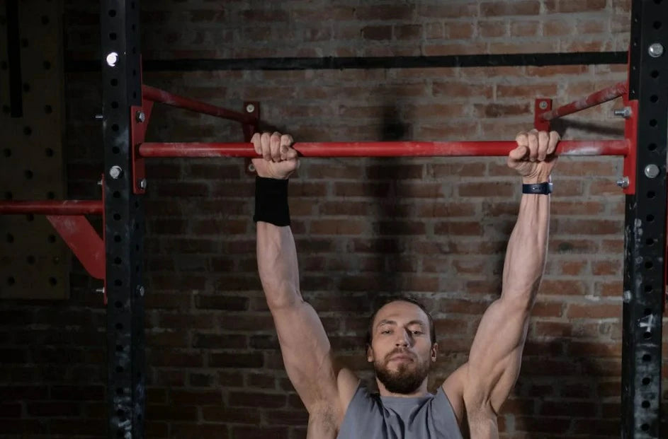 Using a Cast Iron Pipe Pull-Up Bar